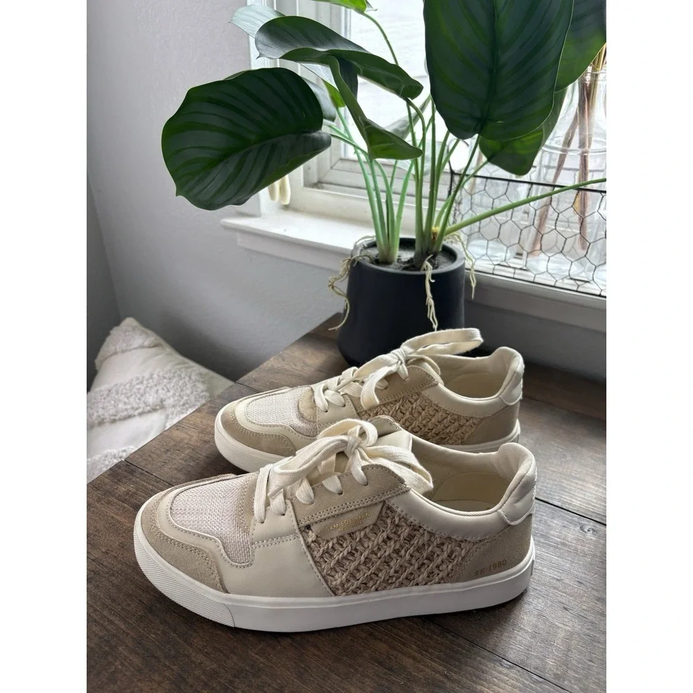 Sam Edelman Women's Tan Elcie Sneaker Size 7.5 Medium EUC